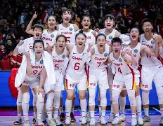 南城金雕队对阵姑苏雷霆队,足球常规赛击败,细节决定成败——更衣室氛围正向的简单介绍 南城金雕队对阵姑苏雷霆队,足球常规赛击败,细节决定成败——更衣室氛围正向的简单介绍
