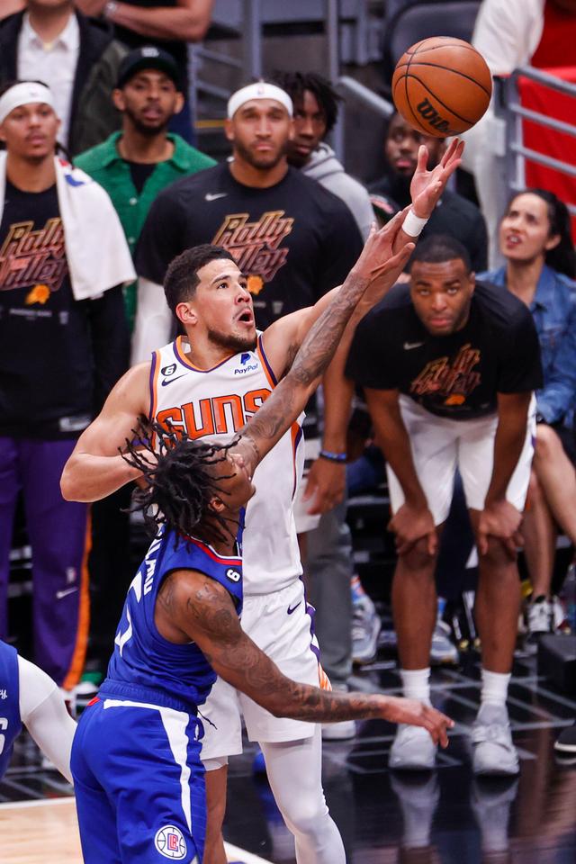 菲尼克斯太阳迎NBA季后赛关键赛，窗口期主帅复盘，目标明确，身体对抗强度拉满的简单介绍